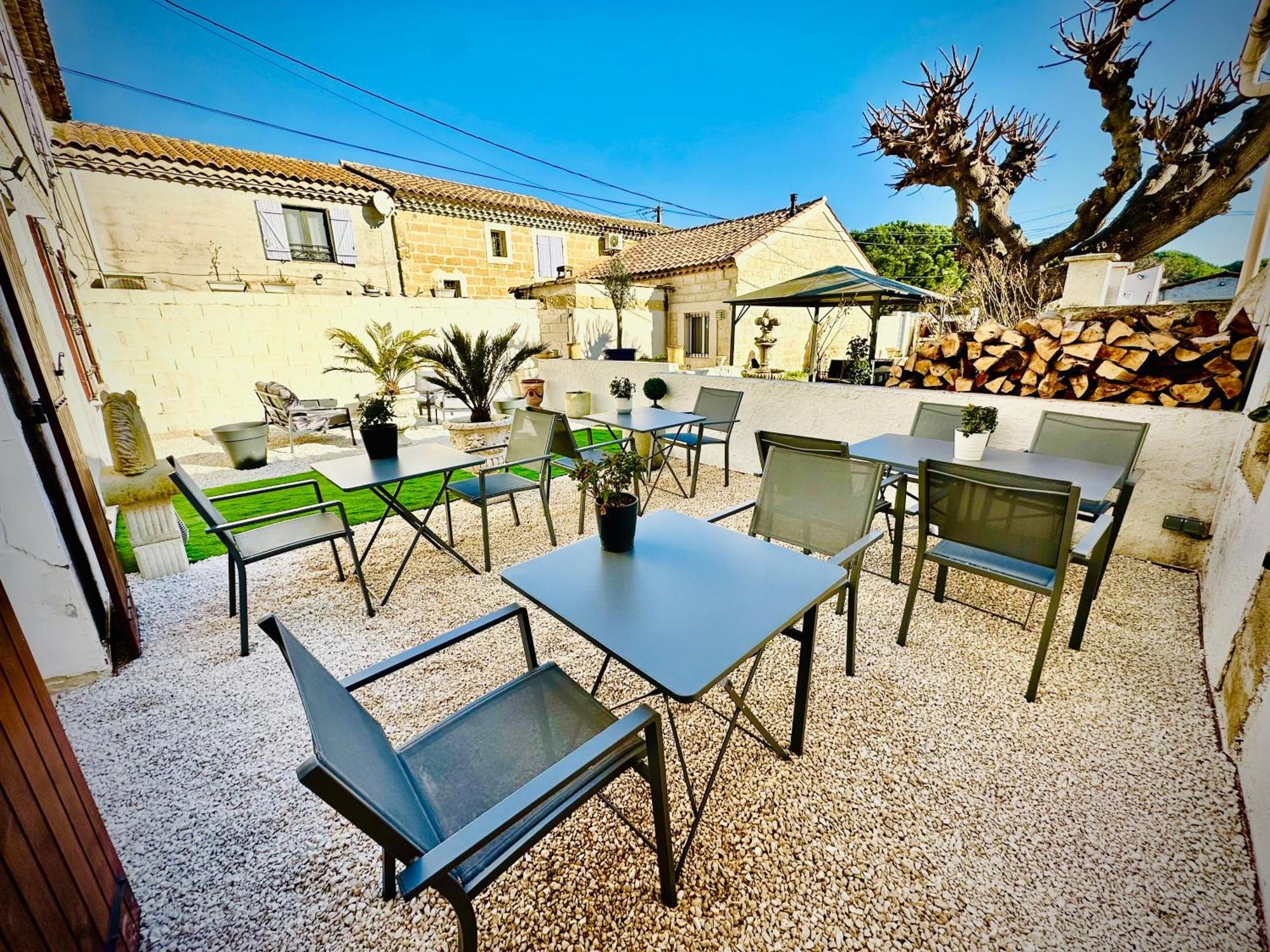 Les Appartements Du Mas - Emeraude Aigues-Mortes Exterior photo